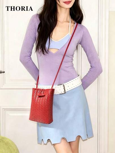 2026 New Red Horn Buckle Embossed Woven Phone Bag, Exquisite Cute Crossbody Bag, Shoulder Bag, Lightweight Business Casual Fashion Daily Commute Bag For Women, Suitable For Work, Shopping, Dating, Travel, Vacation, College Students, Women's Bag, Charming Versatile Women's Bag, Daily Use