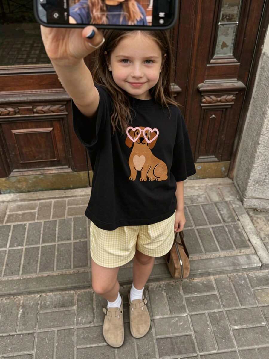 女童可愛臘腸狗愛心太陽眼鏡圖案短袖T恤,休閒圓領卡通狗印花上衣,適合夏季,青春可愛 - 黑色 - 查看 1