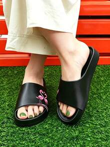 1 par de sandalias y pantuflas de exterior con estampado de flamenco, de verano, con suela gruesa y plataforma, pantuflas de playa para mujer, pantuflas de baño casuales de EVA con diseño de dibujos animados, suela blanda, ligeras, antideslizantes y resistentes al desgaste, adecuadas para el hogar, el baño, la piscina del hotel y viajes al aire libre, regalo de vacaciones, sandalias versátiles y cómodas con alta relación costo-beneficio - Zapatillas de adulto - Ver 9