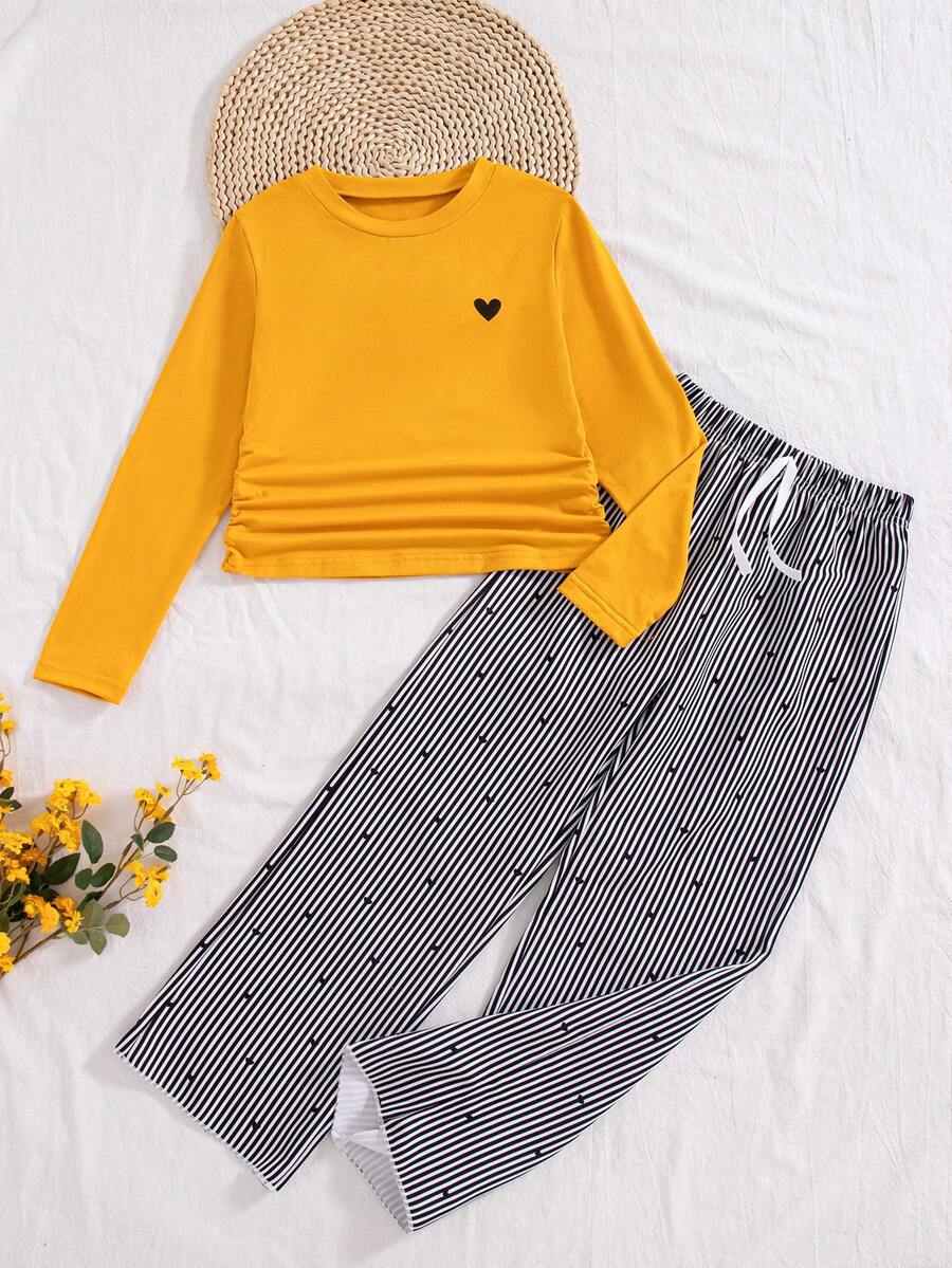 Setelan Kasual 2 Potong untuk Anak Perempuan, Atasan Lengan Panjang Leher Bulat Motif Hati Hitam dan Celana Panjang Lurus Motif Hati Garis-garis dengan Tali Serut, Musim Semi/Gugur - Kuning - View 1