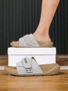 Pantuflas ajustables con cierre de gancho y bucle, transpirables, amortiguadoras, suaves y cómodas para hombres y mujeres, adecuadas para uso diario y juego en verano. - Gris blanquecino puro - Ver 16