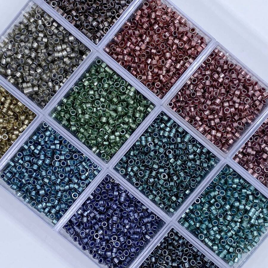 300顆 5g/包 2.5mm 粉色染芯玻璃珠,適合製作精美日常配戴珠寶或送給朋友的禮物,也可用於衣飾增添光彩 - 2.5mm金屬粉染芯古董12色 - 查看 1