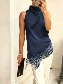 Women's Sleeveless Blouse With Wrap Neck, Black Satin With Asymmetrical Lace Edge Detail, Elegant Top For Office And Formal Outings - 藏青色 - 查看 4