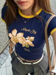 女款圓領短袖T恤，夏季新款花卉圖案與字母印花，時尚配色拼接百搭修身短版上衣 - 藏藍 - 查看 10
