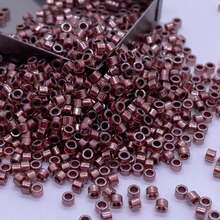 300顆 5g/包 2.5mm 粉色染芯玻璃珠，適合製作精美日常配戴珠寶或送給朋友的禮物，也可用於衣飾增添光彩 - 2.5mm金屬粉染芯古董12色 - 查看 14
