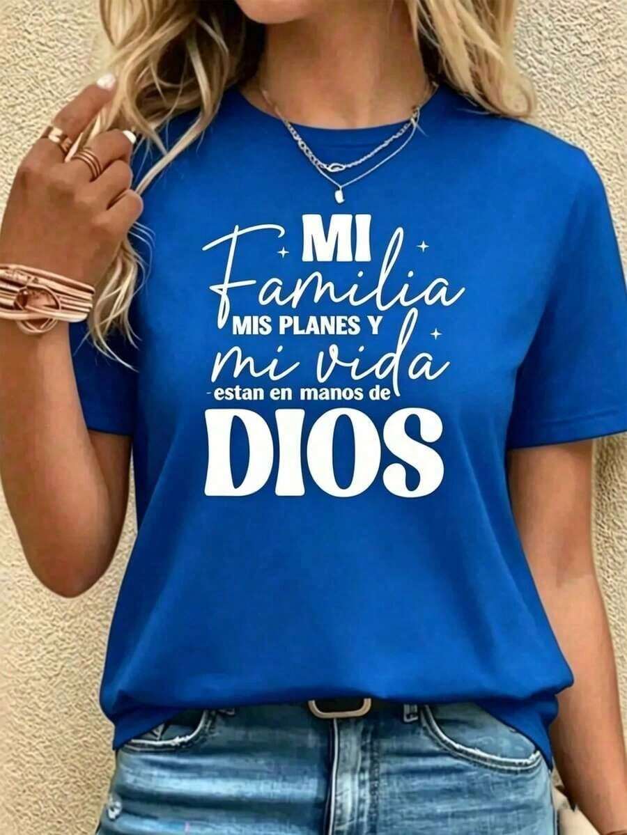Soft Cotton Summer T-Shirt, Women's T-Shirts, Christian Faith T-Shirt In Spanish: "My Family And My Life Are In God's Hands", White Fitted T-Shirt With Religious Inspirational Phrase, Blue - 藍色 - 查看 1