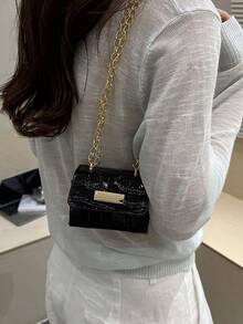 Bolso bandolera mini texturizado de verano 2025, bolso cuadrado versátil de moda con correa de cadena - Negro - Ver 6