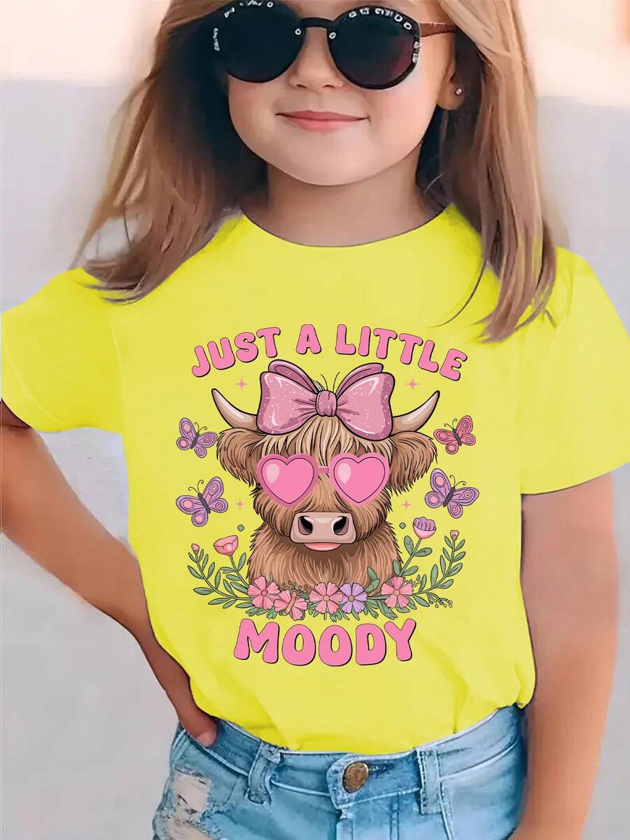 Girls' Short-Sleeved T-Shirt, Summer Style, With The Phrase "JUST A LITTLE MOODY", Pink Bow, Heart-Shaped Sunglasses And Cartoon Print With Flying Butterflies, - 酒紅色 - 查看 1