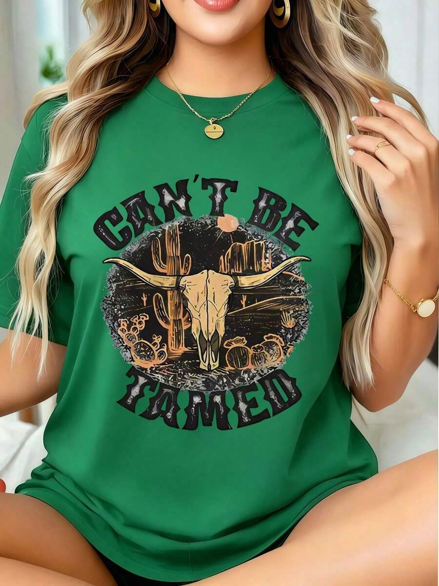 Women's Oversized T-Shirt With Western Bull Skull Graphic "Can't Be Tamed", Casual Summer Top, Country Style, Fashion Piece, Casual Blouses For Ladies - 綠色 - 查看 1