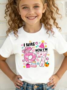 Camiseta de manga corta para niñas, estilo veraniego, con estampado de letras "Yo tenía 6 años, ahora tengo 7", diseño de pastel, estampados de regalo, sombrero de fiesta, estrellas y otros - Blanco - Ver 1