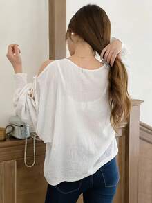 European Style Batwing Sleeve Sweater For Spring/Summer, Loose Top With V-Neck And Lantern Sleeves. - White - View 4