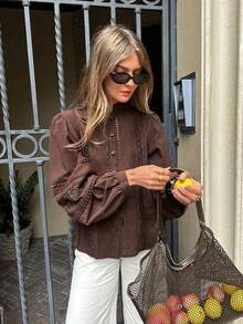 Blusa de mujer de unicolor con contraste de encaje y manga farol de un solo botonadura - Amarillo claro - Ver 6