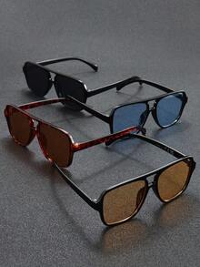 1 Paio di Occhiali da Aviatore Unisex con Montatura Quadrata Grande a Doppio Ponte, 4 Colori, Montatura Multicolore con Lenti di Colore Esclusive, Regalo per la Festa del Papà, Adatti per Matrimonio, Festa, Esibizione di Band, Concerto dal Vivo, Ricordo di Vacanza, Vacanza sull'Isola, Breve Viaggio in Città, Ciclismo all'Aperto, Guida a Lunga Distanza, Spiaggia Estiva, Streetwear Quotidiano, Fotografia di Viaggio, Accessorio per Outfit Estivo, Vacanza al Mare, Viaggio in Famiglia, Golf all'Aperto, Escursione in Montagna, Tè Pomeridiano all'Aperto, Relax in Piscina - Nero + Nero-Blu + Nero-Giallo + Tè pieno al fiore di tè - Visualizzare 3