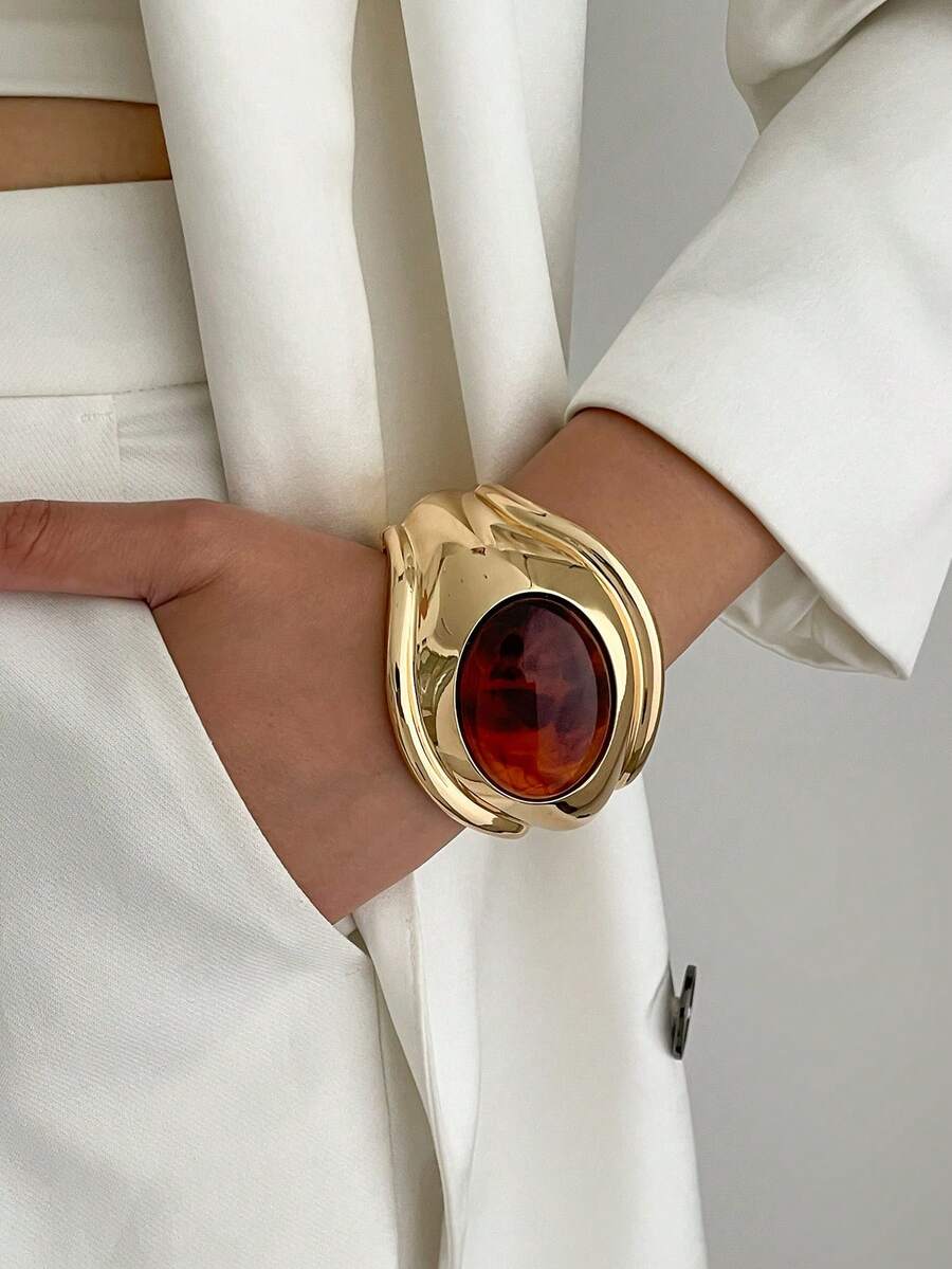 1pc Heavy-Duty Geometric Exaggerated Inlaid Resin Faux Gemstone Charm Jewelry Metal Asymmetrical Large Water Drop Spring Cuff Bracelet, Vintage Fashion, Luxurious Light Luxury, Wedding Banquet, Vacation Party, Daily Casual, Street Style, Women Couples Holiday Birthday Versatile Bracelet Gift