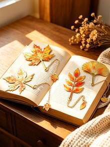 4pcs Creative Vintage Leaf Bookmarks, Autumn Leaf Design Metal Bookmarks, Including Maple Leaf, Ginkgo Leaf Special Symbols, Suitable As Gifts For Graduation, Birthday For Friends, Readers, Book Lovers - Leaf Bookmark - View 4