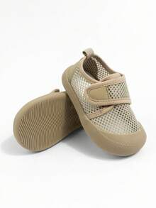 1 Paio di Sandali Sportivi Traspiranti in Rete Kaki per Bambini, Scarpe Casual con Punta Chiusa e Chiusura a Strappo, Scarpe Leggere per Passeggiate Estive all'Aperto e in Spiaggia, Adatte per Uso Quotidiano a Casa/Gioco/Vacanza in Spiaggia - Cachi - Visualizzare 10