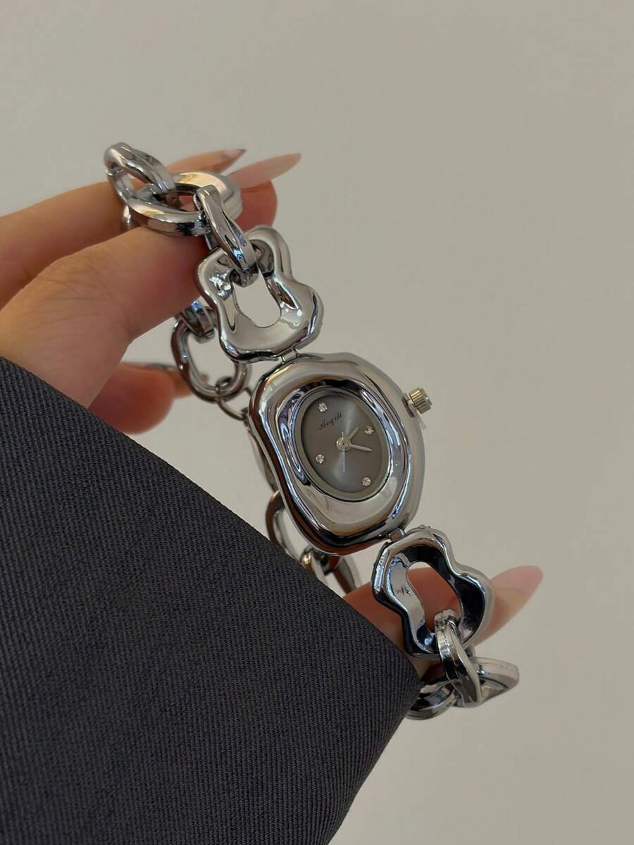 Women's Quartz Watch, Asymmetrical Dial With Bracelet Strap, Exquisite Artistic Design, Suitable For Daily Wear, Gift Giving And Formal Occasions - Silver - View 1