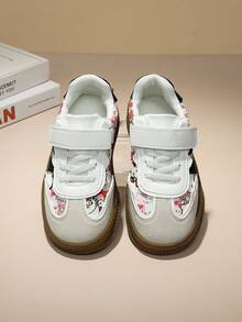 SANRIO 2026 New Comfortable Cartoon Kids Sports Shoes, Fashionable Easy-To-Match Breathable Running Shoes, Hello Kitty - Black - View 3