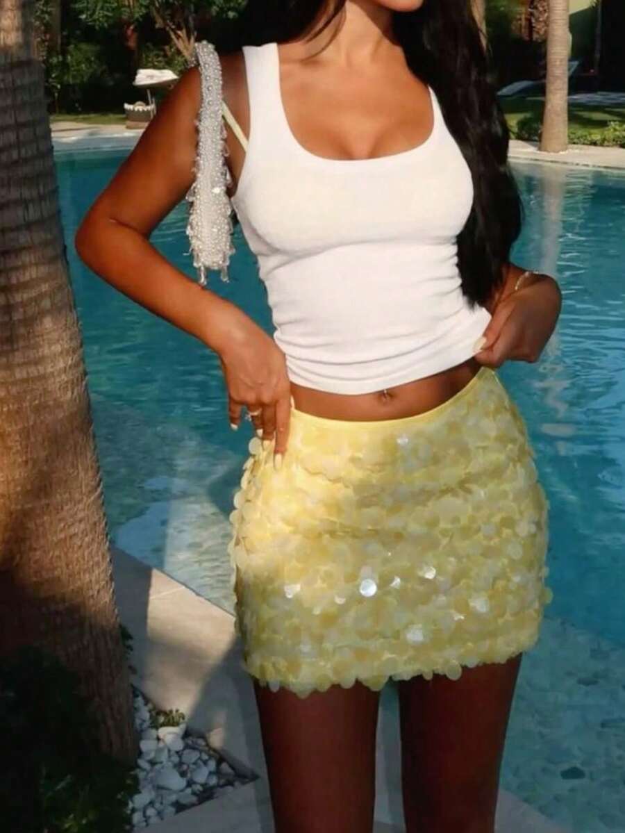 Minifalda de estilo punk con decoración de lentejuelas, nueva para mujer en verano, para vacaciones - Amarillo 1 - Ver 1