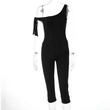 Nueva moda femenina de verano: mono minimalista de corte ajustado, con un solo hombro, cintura anudada y pernera corta. - Rojo - Ver 7