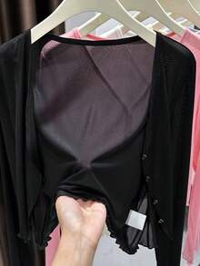 1件冰感黑色V領薄款防曬開襟衫，2026透視設計涼感上衣 - 彩色 - 查看 3