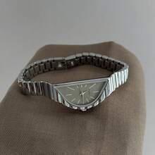 CILOA 1pc Fashionable Exquisite Niche Highly Attractive Luxury Women's Waterproof Wrist Watch For Daily Wear - Silver - View 1