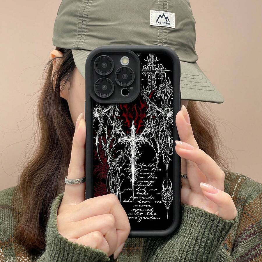 Fundaparateléfonocondiseñoabstractoquepresentaintrincadospatronesgóticosenblancoyrojoconelementosdetexto;compatibleconSamsung,iPhone17,iPhone16ProMax,iPhone15ProMax,iPhone13yiPhone12;fabricadaenTPUparaunaprotecciónapruebadegolpesycaídas.Unaopciónperfectaparaquienesaprecianelarteyelestiloúnicos. - Negro - Ver 1