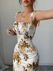 Women's Floral Mermaid Maxi Dress With Thin Straps And Bow, Square Neck, Ruched, Bodycon, For Wedding Guests, Beach Vacations And Date Nights. - 金色 - 查看 3