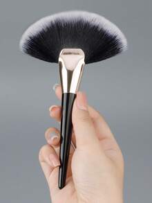 1 Stück großer fächerförmiger Make-up-Pinsel, multifunktionaler Pinsel für Puder, Foundation, Rouge, Concealer, weiche Borsten, 3-in-1 Make-up-Werkzeug, geeignet zum Fixieren von Puder und zum Erstellen eines hervorgehobenen Make-up-Looks - Verschiedenfarbig - Übersicht 9