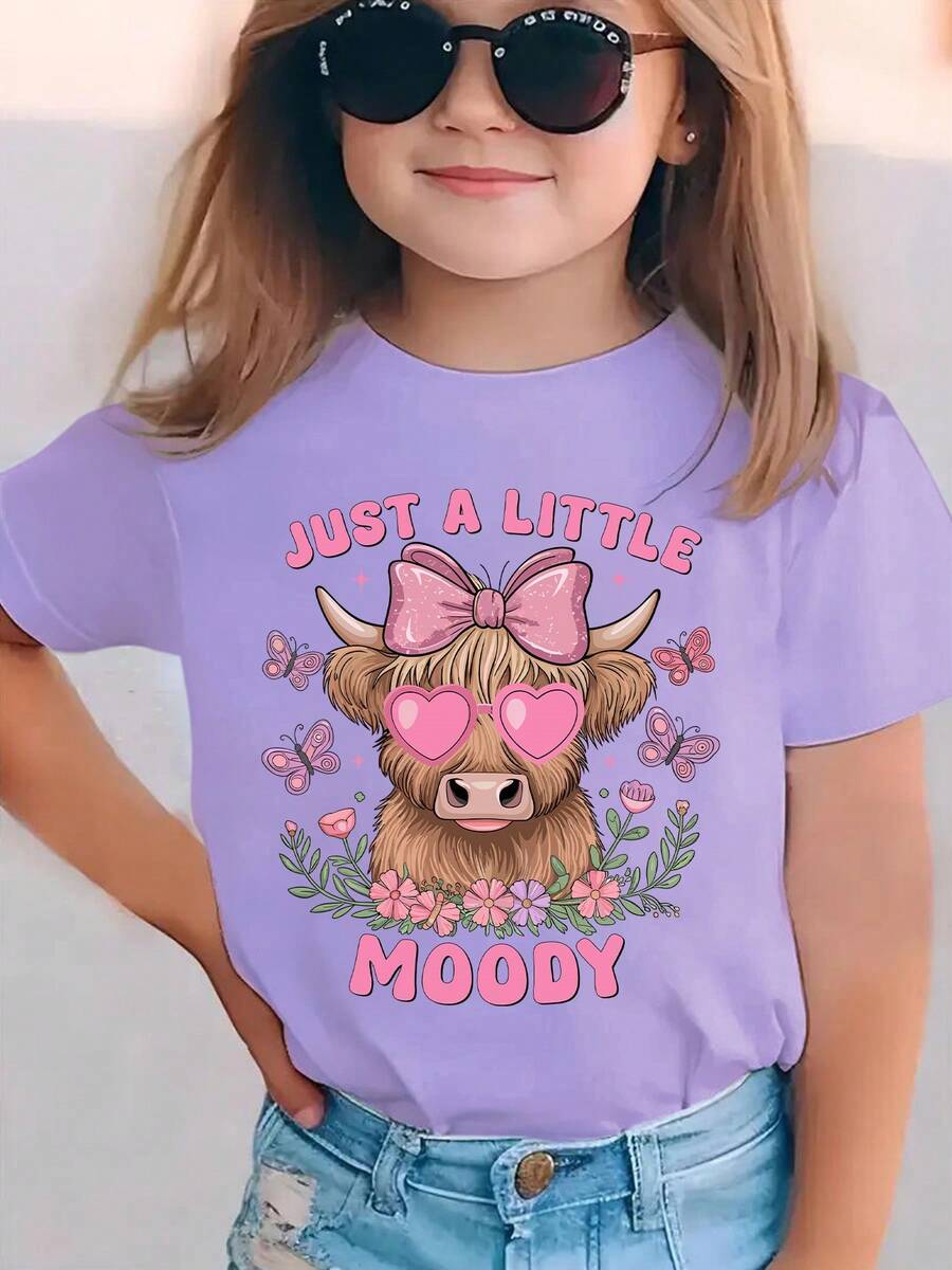 Girls' Short-Sleeved T-Shirt, Summer Style, With The Phrase "JUST A LITTLE MOODY", Pink Bow, Heart-Shaped Sunglasses And Cartoon Print With Flying Butterflies, - 紫色 - 查看 1
