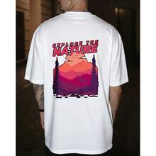 Hombres, Diseño de Montañas al Atardecer, Camiseta, Estampado en Gradiente Rosa y Morado con Árboles, Corte Regular, Para Explorar la Naturaleza - Blanco - Ver 1