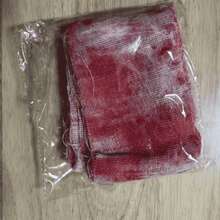 196.85英寸血腥纱布及恐怖道具套装 - 逼真伤口道具套装，适用于角色扮演、派对及万圣节服装，带有血手印和眼睛图案，恐怖服装配饰 | 恐怖主题道具 | 逼真血迹材质，万圣节服装 - 彩色 - 查看 5