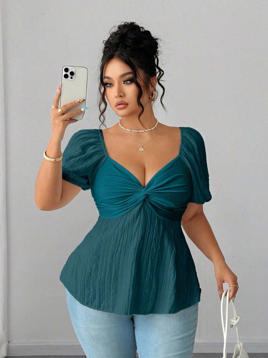 Nuevo 2026 Camiseta blanca de manga corta con detalle de torsión en la copa del busto y estampado jacquard para mujer de talla grande - Agua verde azul - Ver 1