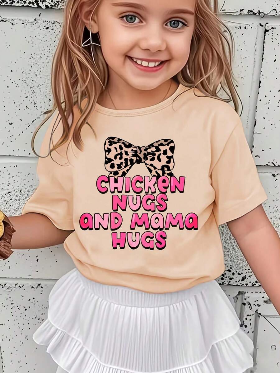 Girl's T-Shirt With The Inscription "Chicken Nugs And Mama Hugs" And A Leopard Print Bow, Modern, Casual And Versatile. - 卡其色 - 查看 1