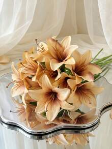 MEHELANY 6/1 pieza Flores de lirio artificiales color caqui, decoración floral falsa, flores de plástico falsas, adecuadas para ramos de decoración del hogar, regalos de boda DIY, suministros para fiestas de cumpleaños, decoración de centros de mesa, decoración de fondo fotográfico de cosecha de otoño, Acción de Gracias y Halloween - Caqui - Ver 1