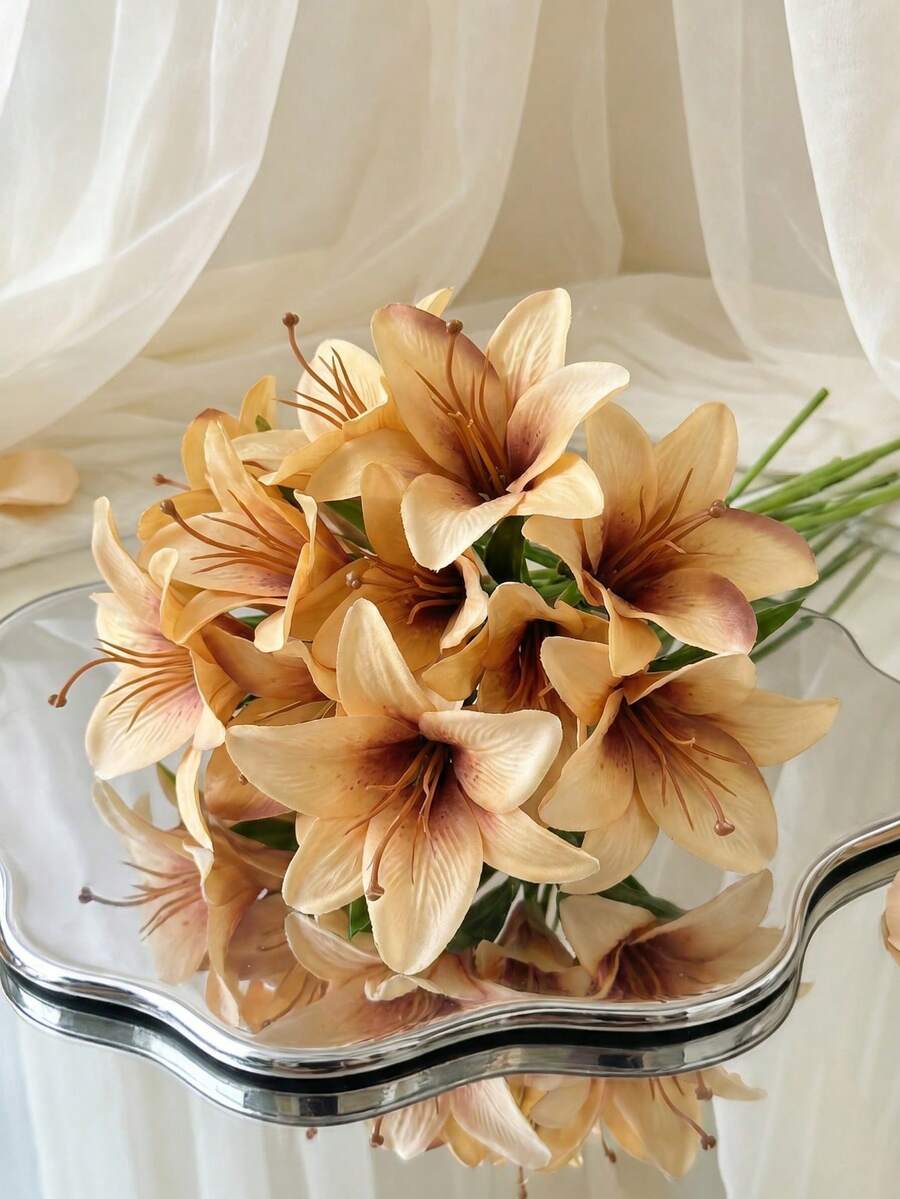 MEHELANY 6/1 pieza Flores de lirio artificiales color caqui, decoración floral falsa, flores de plástico falsas, adecuadas para ramos de decoración del hogar, regalos de boda DIY, suministros para fiestas de cumpleaños, decoración de centros de mesa, decoración de fondo fotográfico de cosecha de otoño, Acción de Gracias y Halloween - Caqui - Ver 1