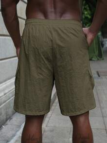 Pantalones cortos casuales de verano para hombre de color liso con bolsillos - Verde - Ver 2