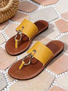 1 Pair Eye-Catching Summer Yellow & Brown Colorblock Metal Buckle Slippers, Flat Toe-Post Sandals, Open Toe Flat Slides, Summer Beach Slippers - Yellow - View 7