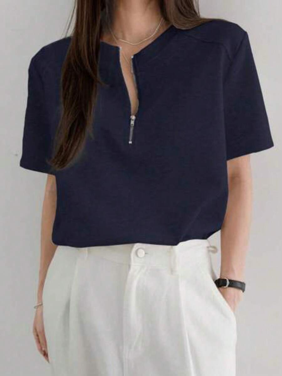 -Less Camiseta de manga corta con media abertura de unicolor y estilo minimalista para mujer, de uso casual y de negocios - Azul marino - Ver 1