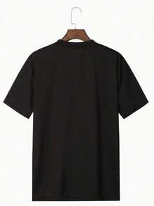 Corona de espinas simboliza el sacrificio supremo y amor eterno con cita bíblica fe absoluta sobre esta cómoda camiseta de hombre duradera - Negro - Ver 2