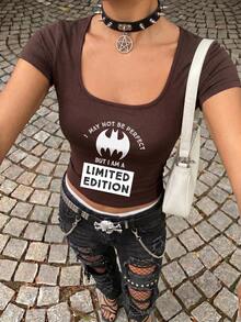 Summer Tee With Retro IP Print, Versatile Shaping, Y2K Street Style, Fan Meetups, Street Shots, Casual Parties. Brown - Brown - View 2