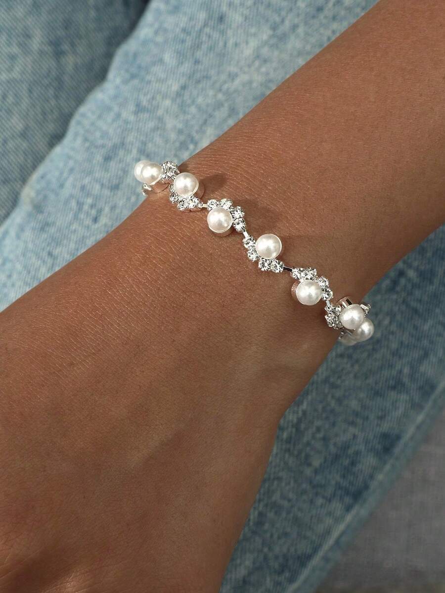 1pc Elegant Pearl & Rhinestone Bracelet, Delicate Women's Wrist Accessory, Suitable For Bride, Wedding, Party, Valentine's Day, Mother's Day Gift - Silver - View 1