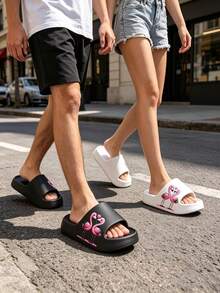 1 par de sandalias y pantuflas de exterior con estampado de flamenco, de verano, con suela gruesa y plataforma, pantuflas de playa para mujer, pantuflas de baño casuales de EVA con diseño de dibujos animados, suela blanda, ligeras, antideslizantes y resistentes al desgaste, adecuadas para el hogar, el baño, la piscina del hotel y viajes al aire libre, regalo de vacaciones, sandalias versátiles y cómodas con alta relación costo-beneficio - Zapatillas de adulto - Ver 1