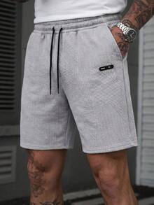 MAISONFOX 男士素色提花紋理布料抽繩口袋短褲，夏季休閒百慕達短褲，男士街頭風短褲，適合日常穿著 - 淺灰色 - 查看 5