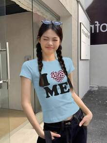女款心形字母印花修身短袖T恤，夏季美式品牌獨特上衣休閒款 - 淺藍色 - 查看 1