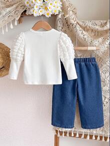 Baby Girl Fashion Vintage 2-Piece Set: White Ribbed Texture Puff Long Sleeve T-Shirt With Denim Bow + Frayed Hem Bow Applique Denim Long Pants - White - View 2