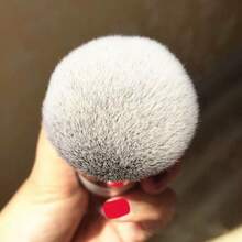1pc Foundation & Blush Brush, Suitable For Neutral Skin, Fragrance-Free Polyester Bristles, ABS Plastic Handle, Multi-Functional Face Brush, Can Be Used For Blush, Highlighter And Other Purposes, Ideal Makeup Tool Choice - Multicolor - View 3