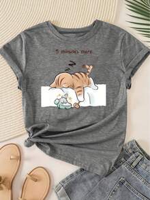 Camiseta de manga corta para mujer, serie "Cinco Minutos para Dormir", estilo casual de cuello redondo, estilo retro a la moda, estilo deportivo casual para primavera y otoño, disponible en - Gris Oscuro - Ver 1