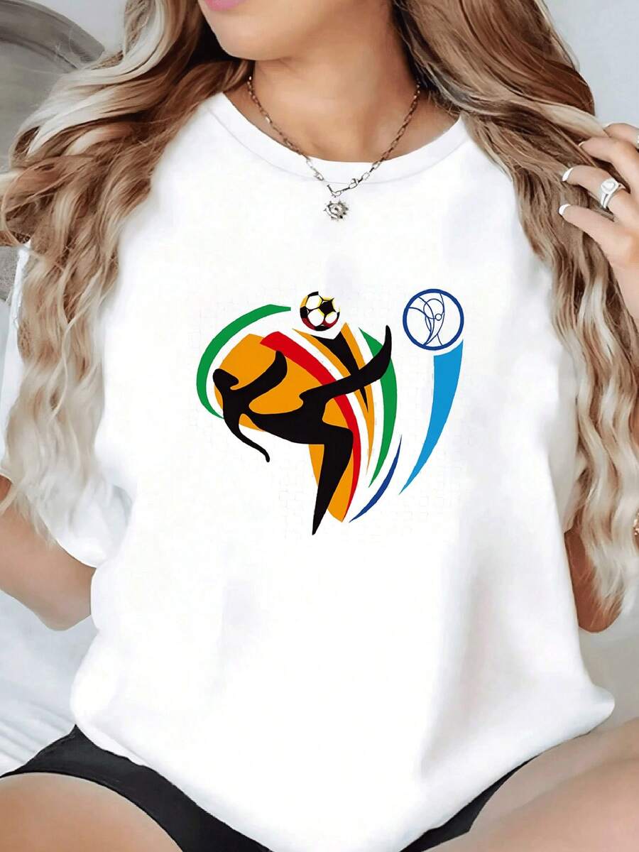 Figura abstracta de una jugadora que impulsa un balón simbolizando pasión y energía en colores vivos que celebran la fuerza del dPure-Cotton - Blanco - Ver 1