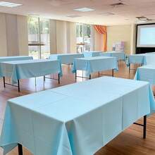 1pc 137x183cm/137x274cm PE Disposable Solid Color Tablecloth, Suitable For Birthday Party, Wedding, Christmas, Wipeable, Rectangular Dining Table Decor Cloth - Light Blue - View 3
